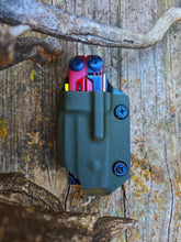 Load image into Gallery viewer, Kydex pouch for leatherman Signal