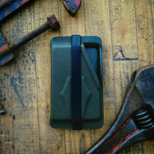 Load image into Gallery viewer, heavy duty kydex wallet in olive drab