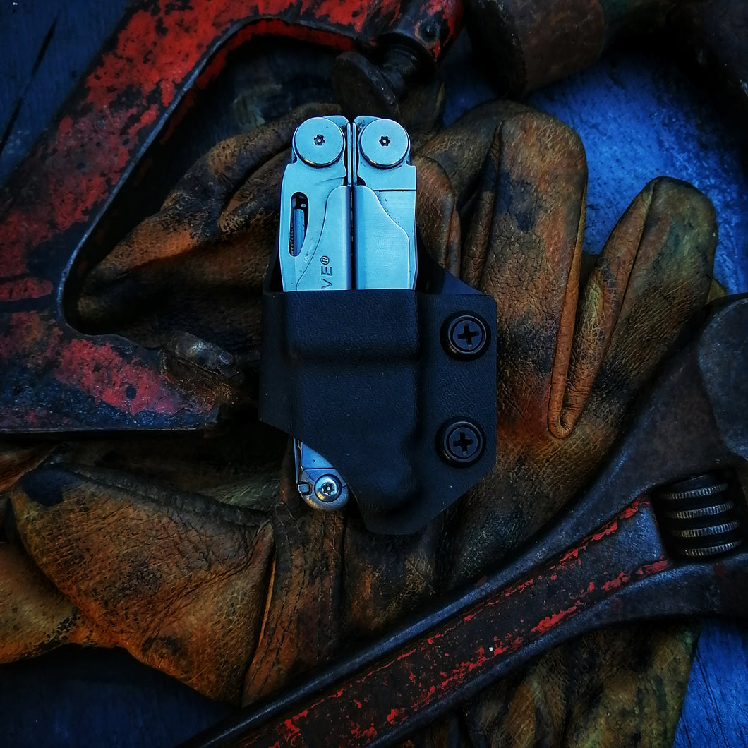 durable black  pouch for leatherman wave