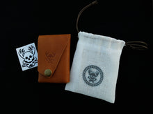 Load image into Gallery viewer, Stag &amp; Bone &quot;the Rambler&quot; wallet