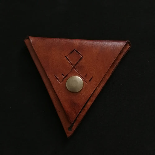 Minimalist leather coin pouch